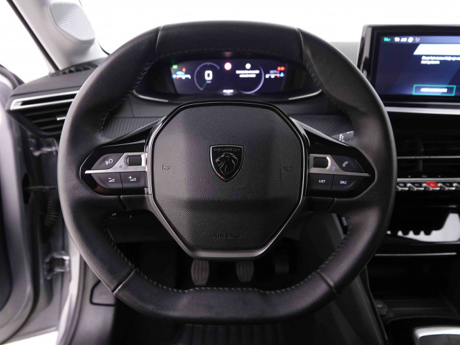PEUGEOT_PEUGEOT_208_2546919_8.jpg