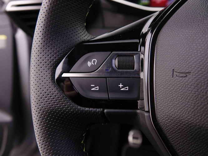 PEUGEOT_PEUGEOT_208_2546927_18.jpg
