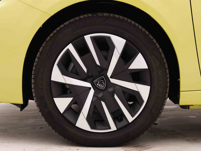 PEUGEOT_PEUGEOT_208_2547229_22.jpg