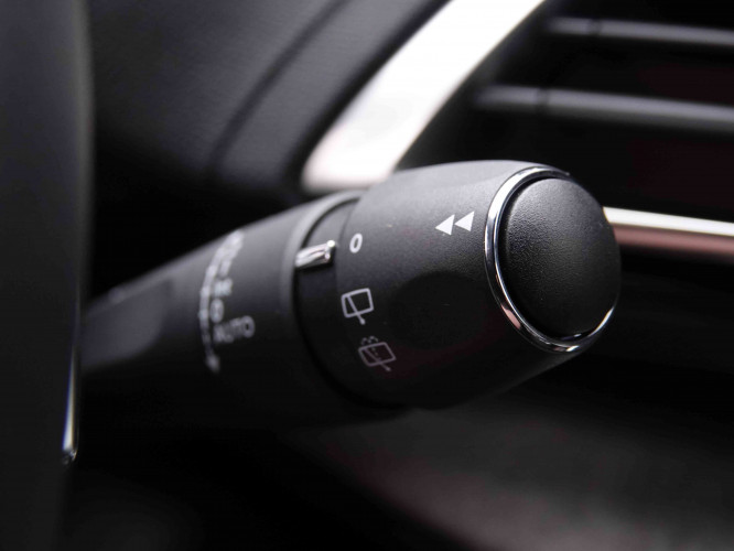 PEUGEOT_PEUGEOT_3008_2547284_16.jpg