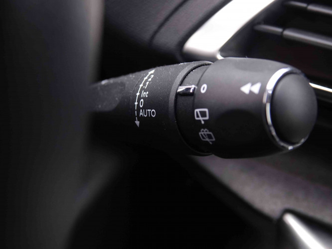 PEUGEOT_PEUGEOT_3008_2547289_15.jpg