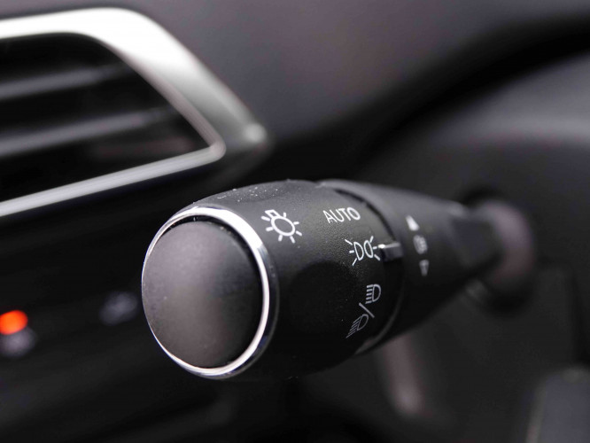 PEUGEOT_PEUGEOT_3008_2548274_15.jpg