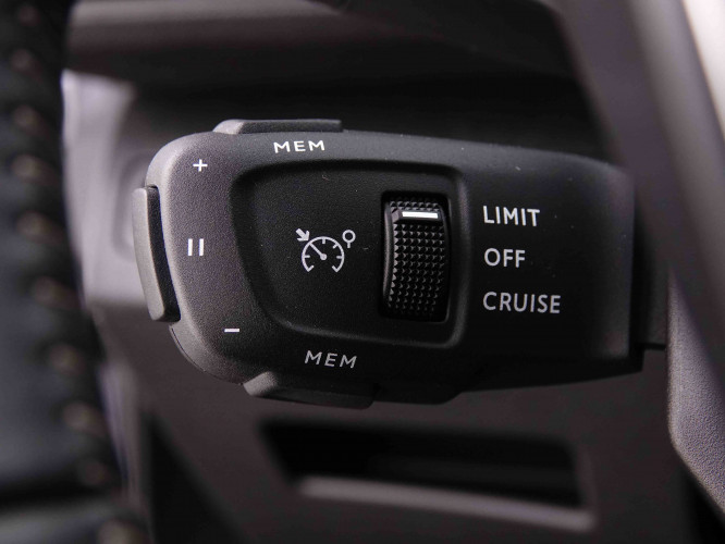 PEUGEOT_PEUGEOT_3008_2548287_16.jpg