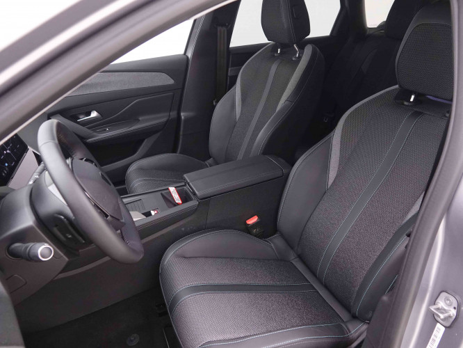PEUGEOT_PEUGEOT_308_2548268_6.jpg