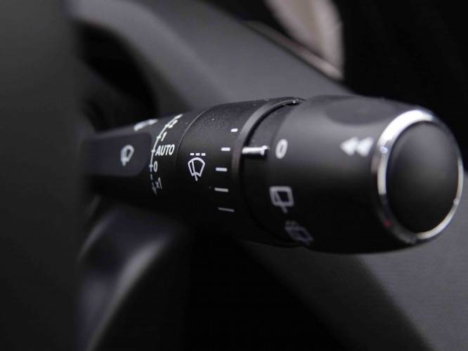 PEUGEOT_PEUGEOT_308_2548269_15.jpg