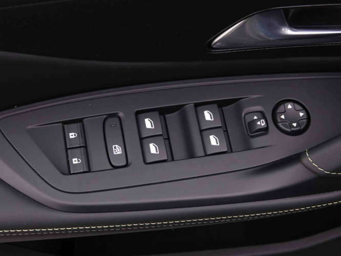 PEUGEOT_PEUGEOT_408_2547020_20.jpg