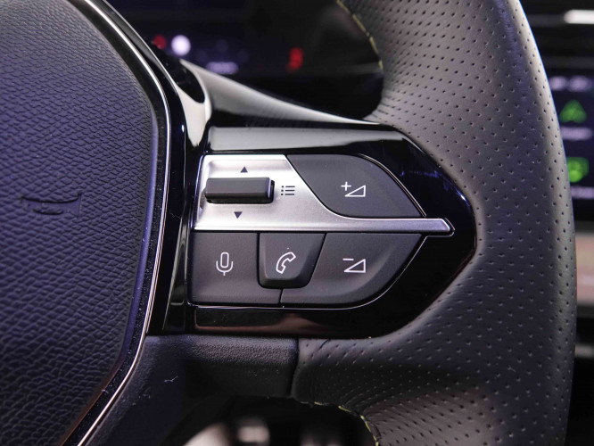 PEUGEOT_PEUGEOT_408_2548243_20.jpg