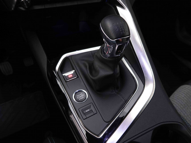 PEUGEOT_PEUGEOT_5008_2548179_16.jpg