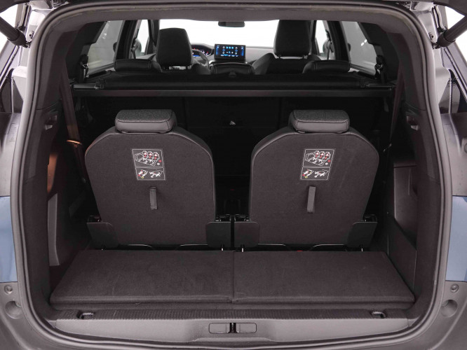 PEUGEOT_PEUGEOT_5008_2548179_6.jpg