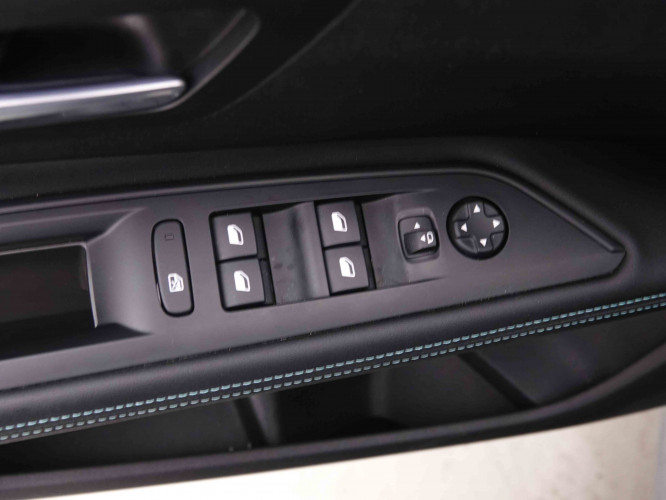 PEUGEOT_PEUGEOT_5008_2548181_22.jpg