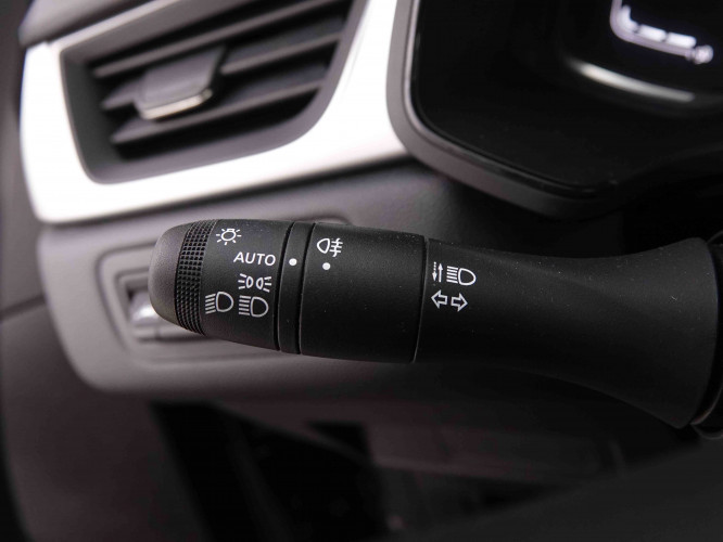 RENAULT_RENAULT_CAPTUR_2547372_16.jpg