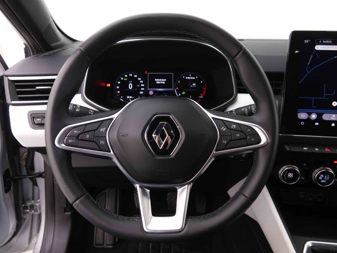 RENAULT_RENAULT_CLIO_2547379_8.jpg