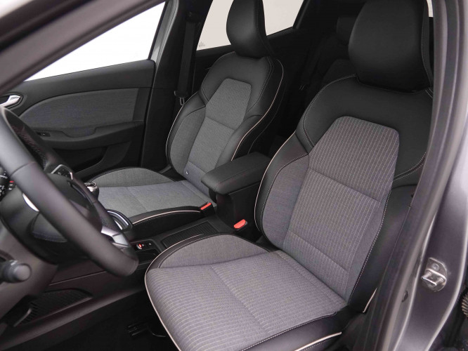 RENAULT_RENAULT_CLIO_2547537_6.jpg