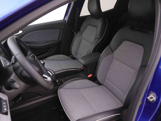 RENAULT_RENAULT_CLIO_2547538_6.jpg