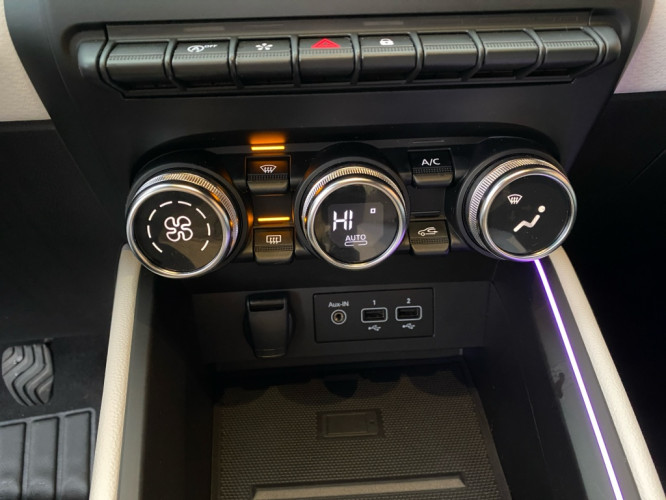 RENAULT_RENAULT_CLIO_FR2300972_34.jpg
