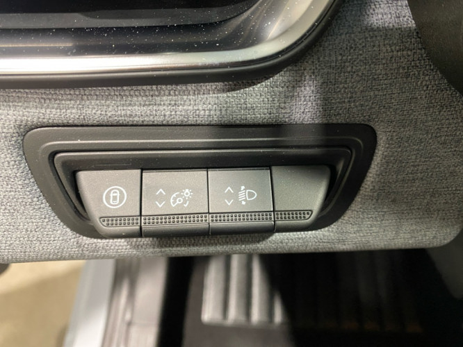 RENAULT_RENAULT_CLIO_FR2301020_8.jpg