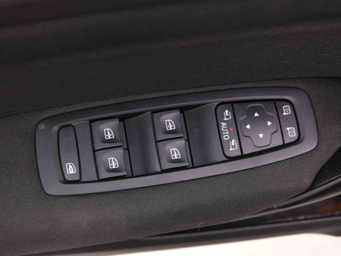RENAULT_RENAULT_MEGANE_2547497_20.jpg