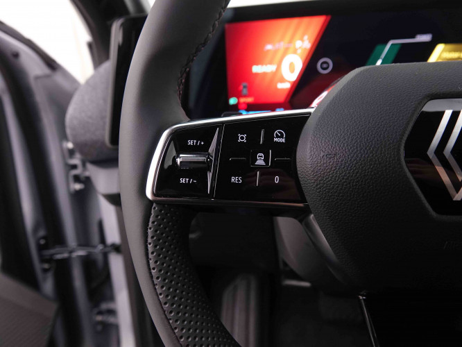 RENAULT_RENAULT_MEGANE_2548396_18.jpg