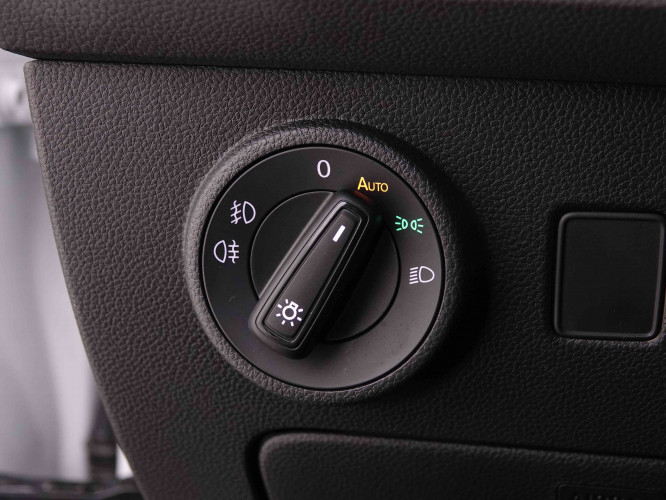 SEAT_SEAT_ATECA_2547215_8.jpg