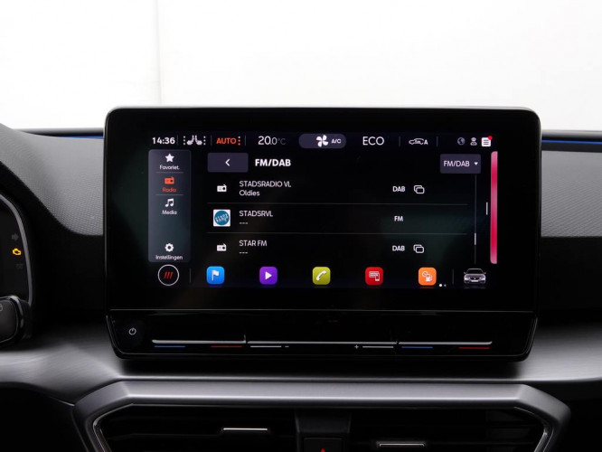 SEAT_SEAT_LEON_2547660_12.jpg