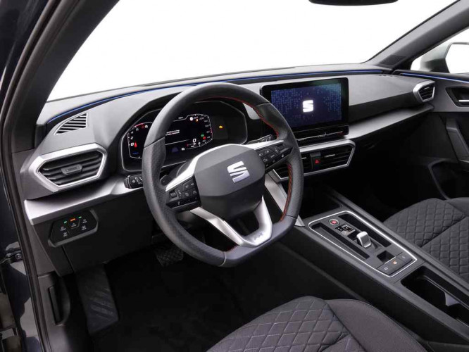 SEAT_SEAT_LEON_2547660_8.jpg