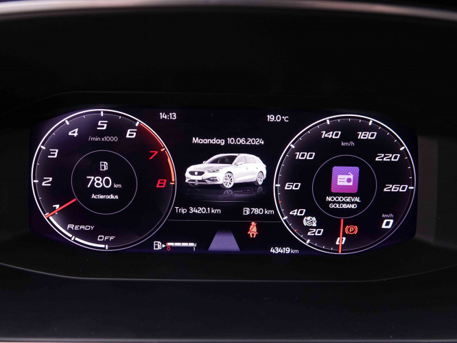 SEAT_SEAT_LEON_2547764_14.jpg