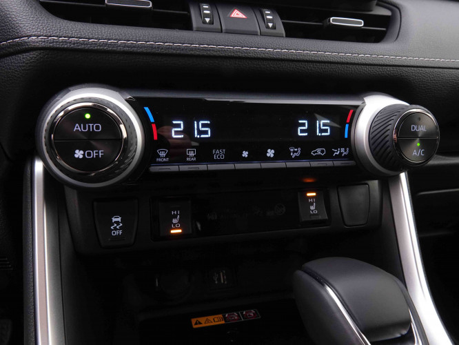 TOYOTA_TOYOTA_RAV4_2547927_13.jpg