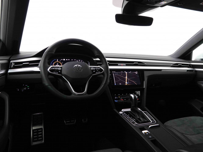 VOLKSWAGEN_VOLKSWAGEN_ARTEON_2548329_8.jpg