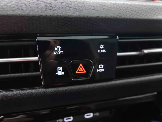 VOLKSWAGEN_VOLKSWAGEN_GOLF GTI_2547500_16.jpg