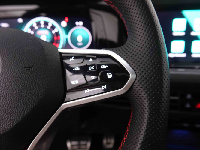 VOLKSWAGEN_VOLKSWAGEN_GOLF GTI_2547500_23.jpg