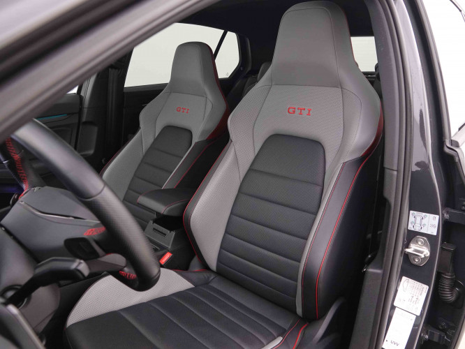 VOLKSWAGEN_VOLKSWAGEN_GOLF GTI_2547500_6.jpg