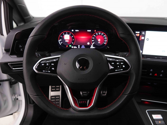 VOLKSWAGEN_VOLKSWAGEN_GOLF GTI_2548119_12.jpg