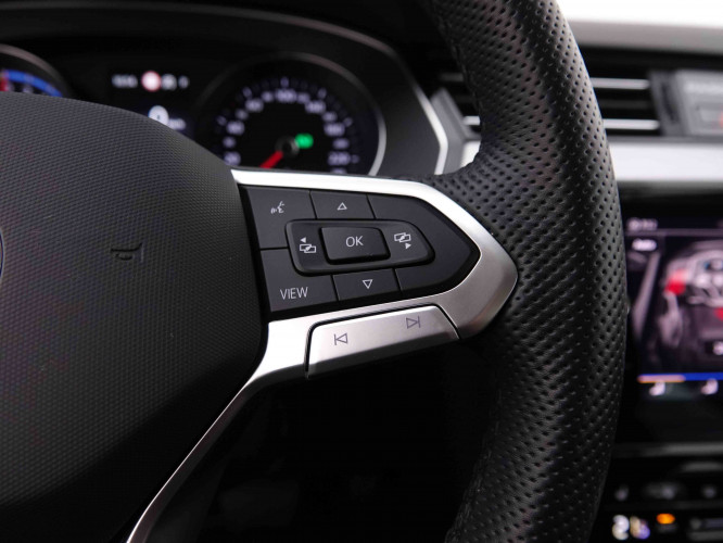 VOLKSWAGEN_VOLKSWAGEN_PASSATVAR_2547771_18.jpg