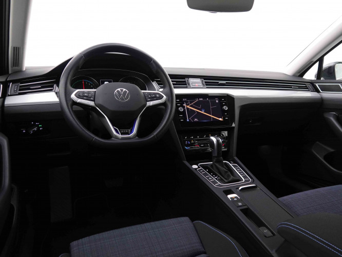 VOLKSWAGEN_VOLKSWAGEN_PASSATVAR_2547771_7.jpg