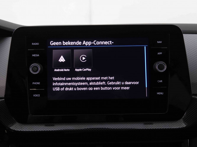 VOLKSWAGEN_VOLKSWAGEN_T_CROSS_2547416_10.jpg