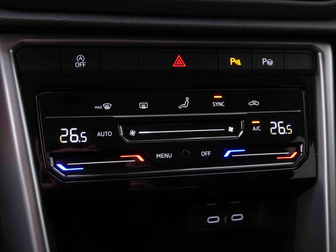 VOLKSWAGEN_VOLKSWAGEN_T_ROC_2547871_14.jpg