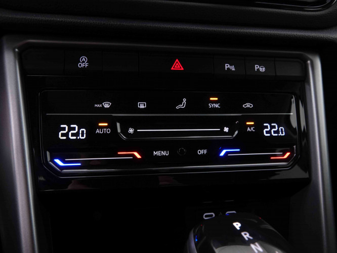 VOLKSWAGEN_VOLKSWAGEN_T_ROC_2547987_14.jpg