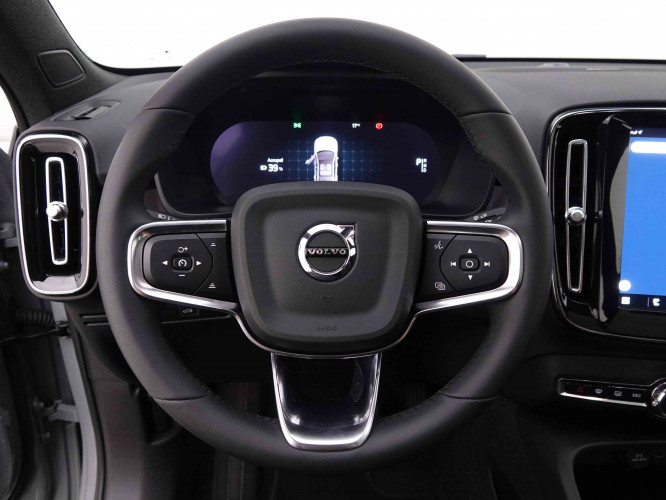 VOLVO_VOLVO_C40_2548458_12.jpg