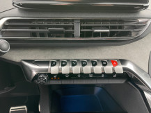 PEUGEOT_PEUGEOT_3008_FR2300192_22.jpg